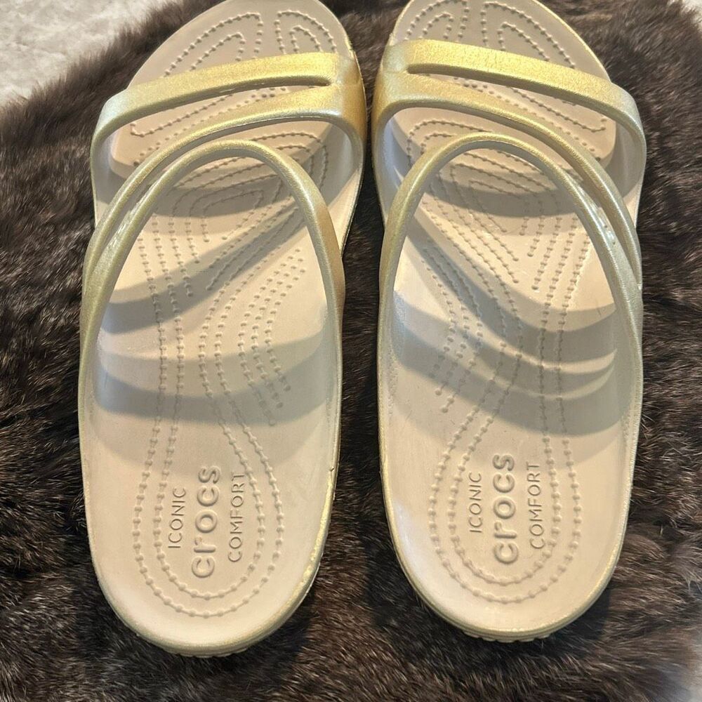 CROCS Kadee II Slide Sandal Women Size 10 Metallic Gold - Picture 6 of 7